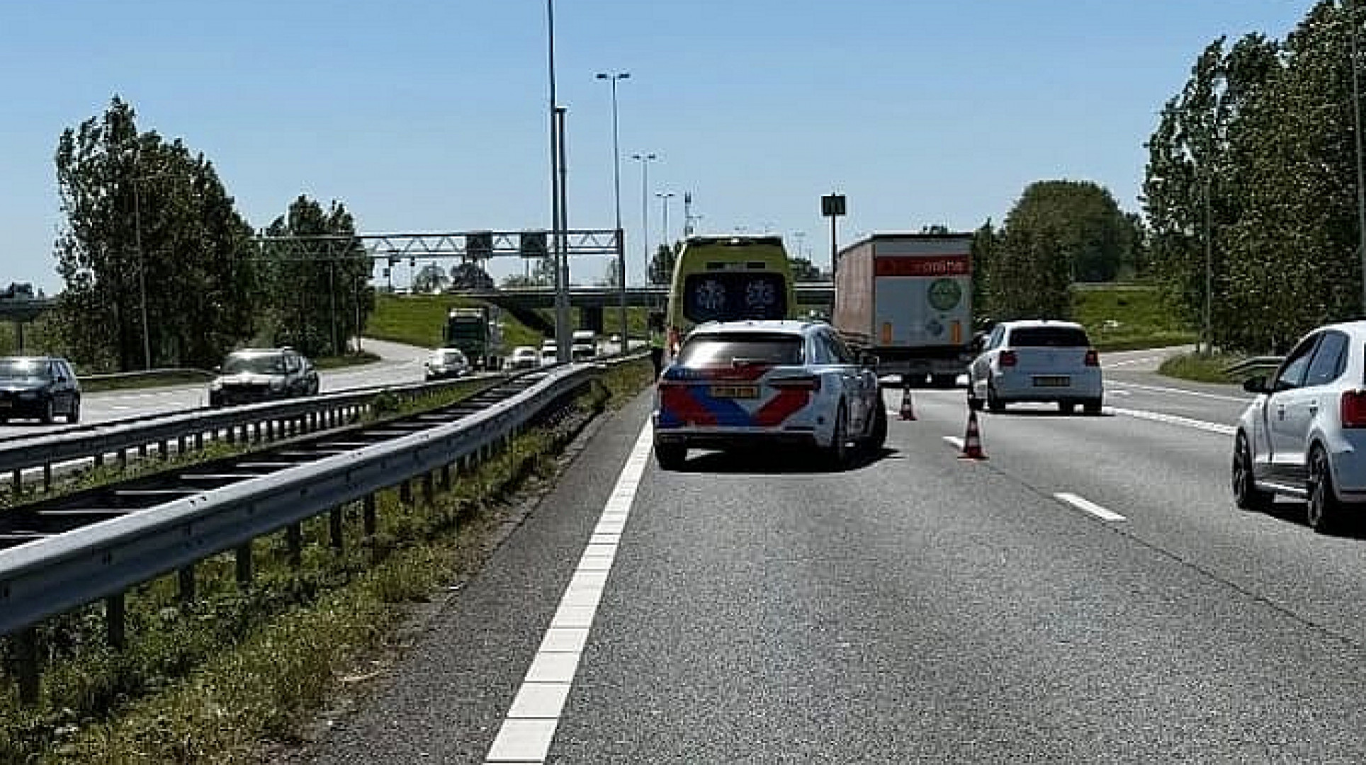 112-nieuws | Slagaderlijke bloeding bij ongeluk - Man jaren na inbraak toch aangehouden.