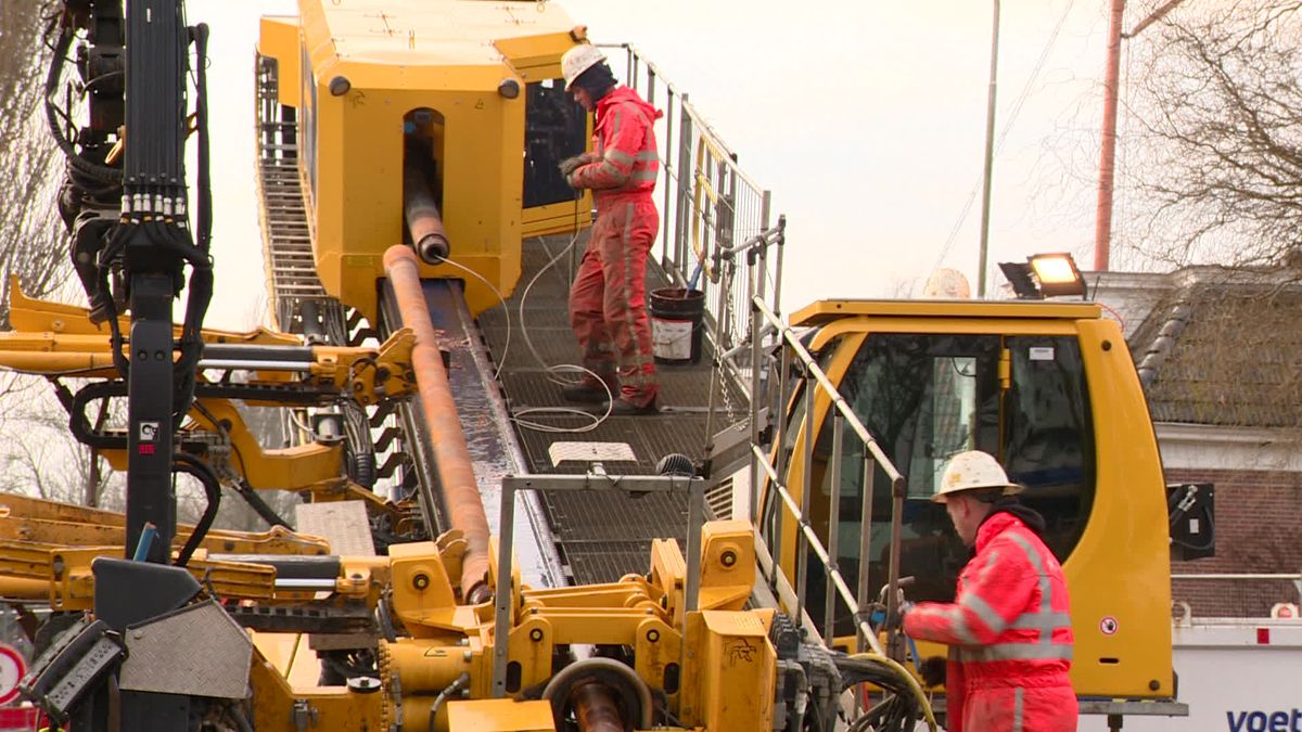 Rioolbuis kapot bij graafwerkzaamheden in Terherne