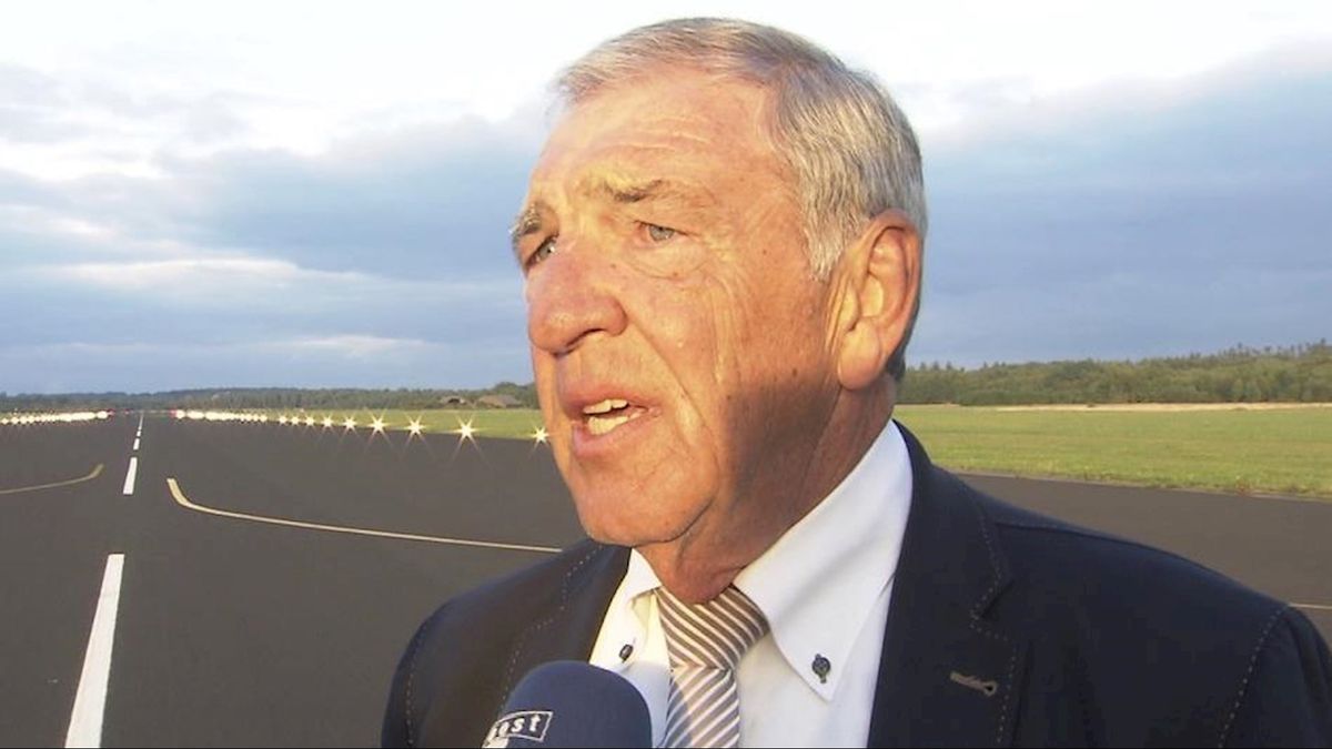 Dik Wessels overleden - RTV Oost