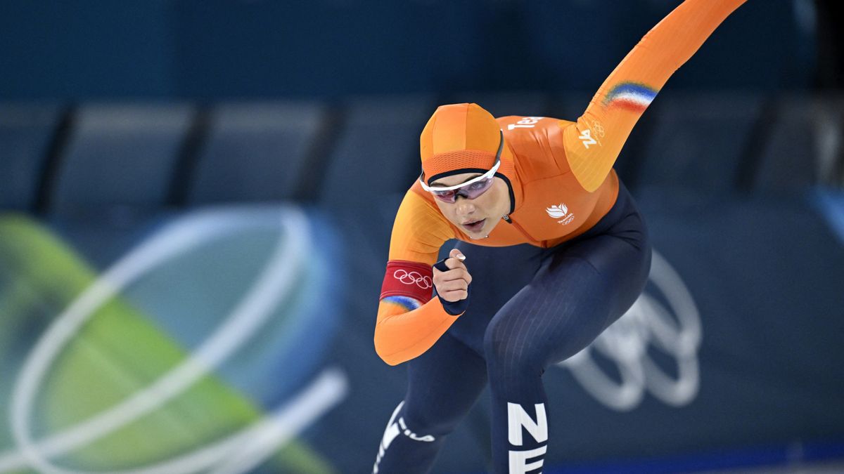 Schaatspak Jutta Leerdam levert bijna 200.000 euro op: 'Dit is niet normaal'