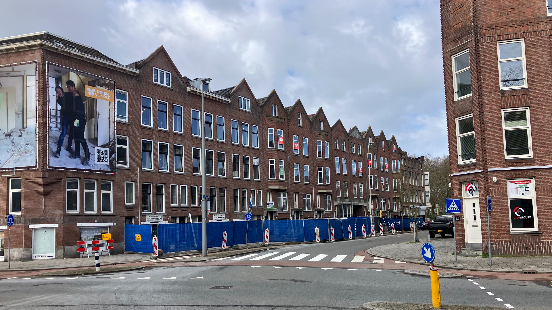De Rusthoflaan net na de opnames van Het Blok