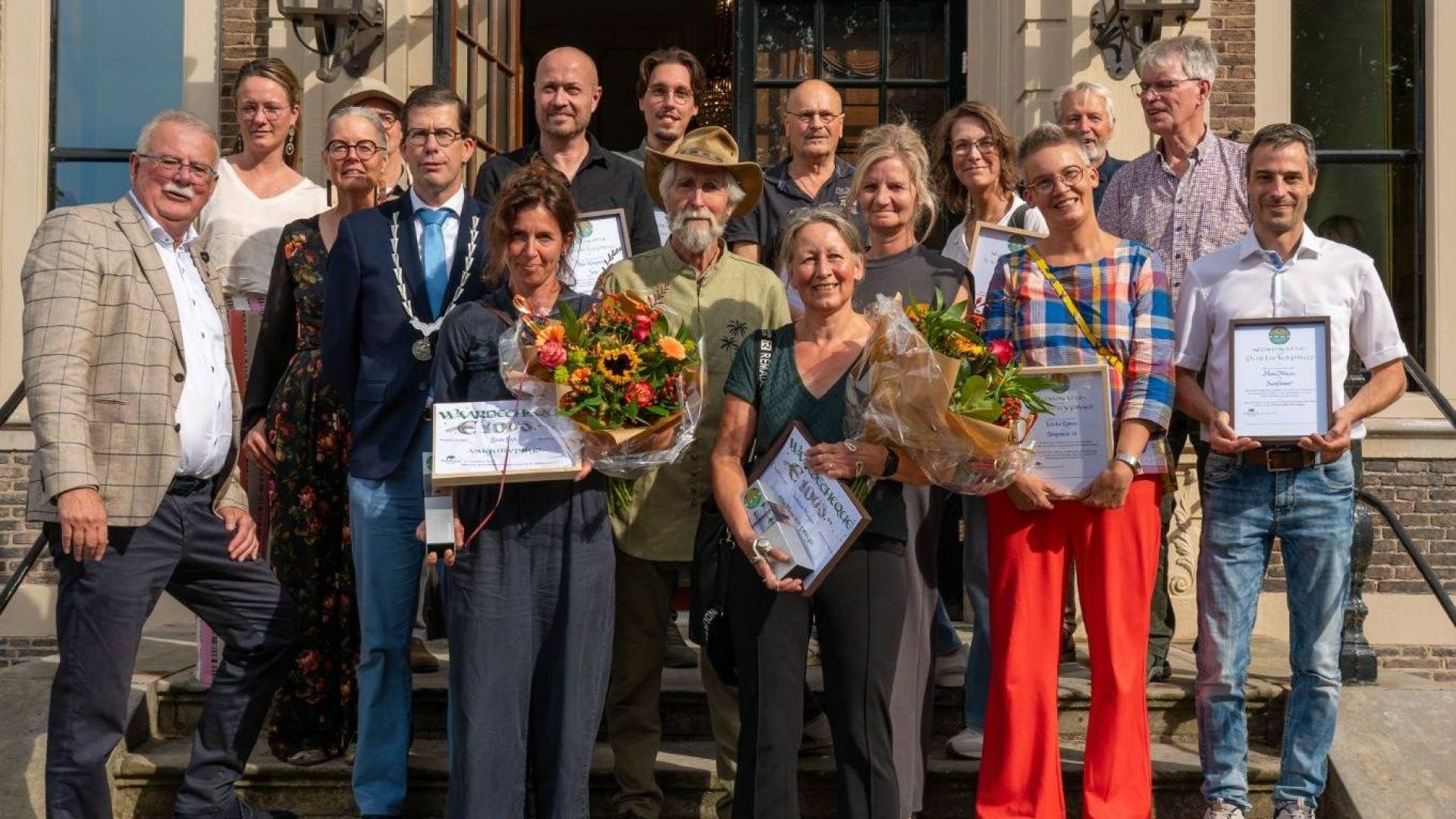 Achterhoekse Kunstprijs 2025 trekt duizenden bezoekers – winnaars bekendgemaakt in kasteel Ruurlo.
