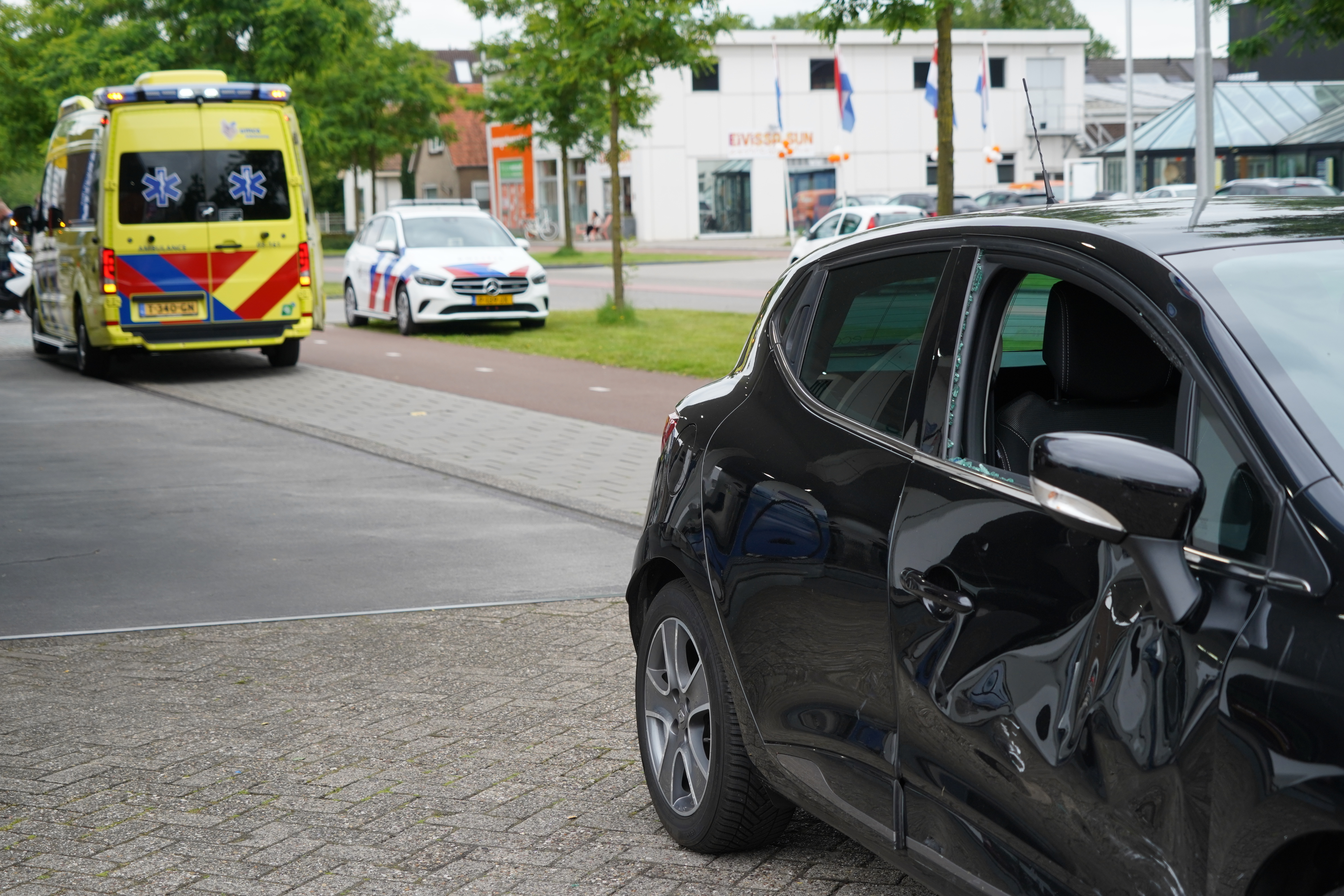 Scooterrijder Raakt Gewond Bij Botsing In Hoogeveen - RTV Drenthe