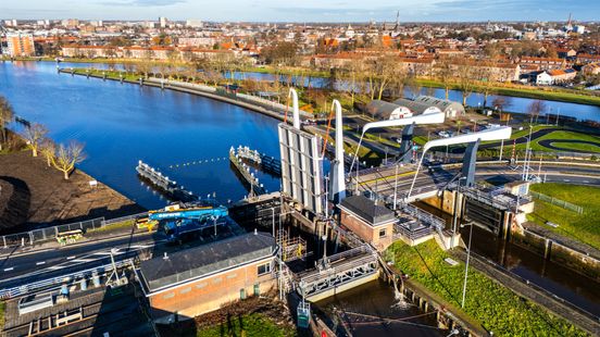 Verkeerschaos in stad door twee afsluitingen tegelijk: 'Ze hadden beter moeten nadenken' Home