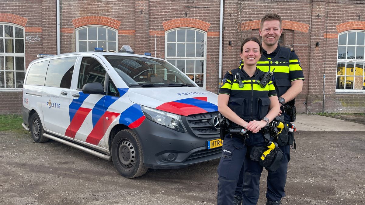 Ewout Genemans stelt politieagenten Bureau Groningen voor: 'Nu kan heel Nederland meekijken'