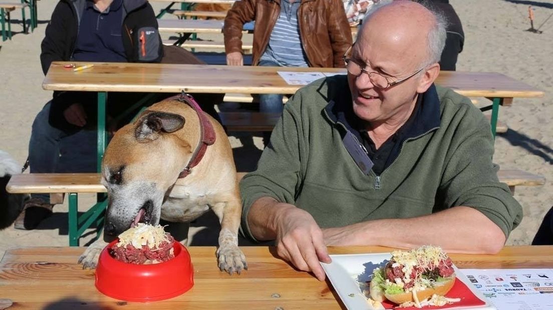 Johan de Vos met zijn hond Bo