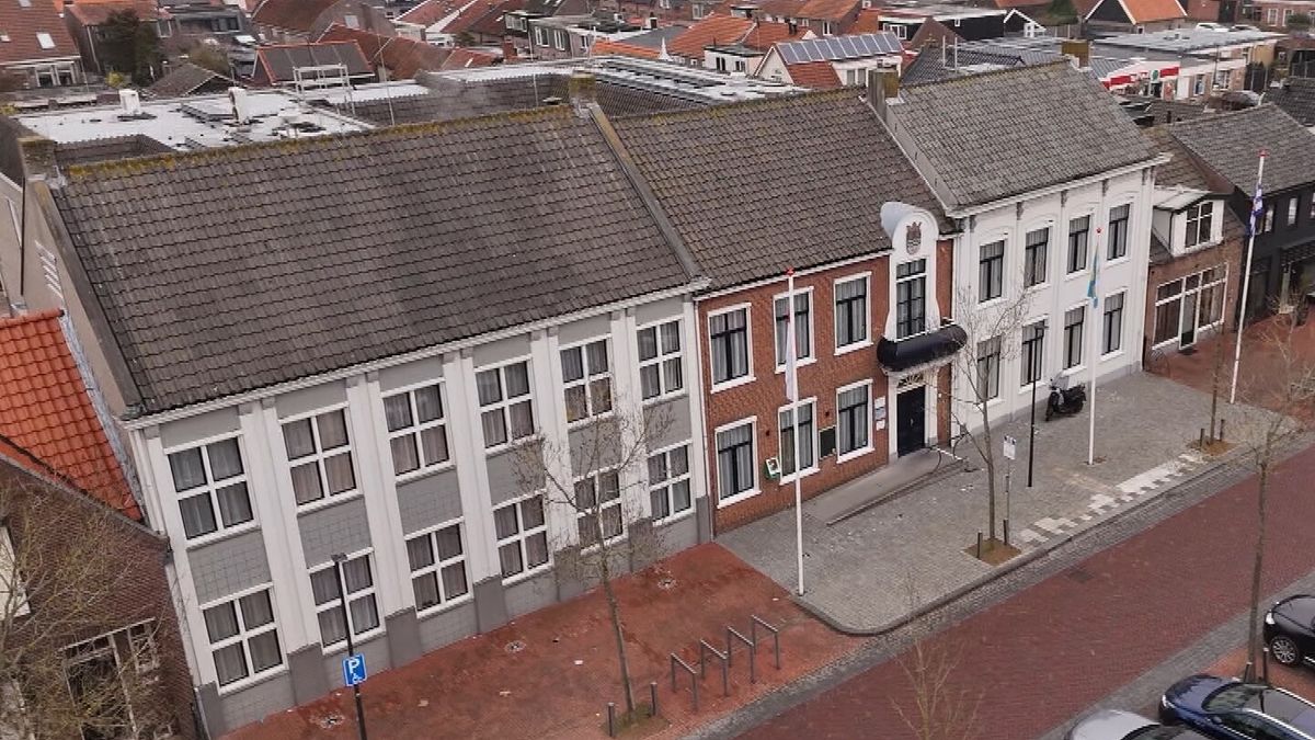 Oud-burgemeester Noord-Beveland moet wethouder Adrie van der Maas opvolgen