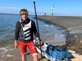 Jonas supt van Noorwegen naar Scheveningen: 'De golven van zes meter hoog waren heel eng'