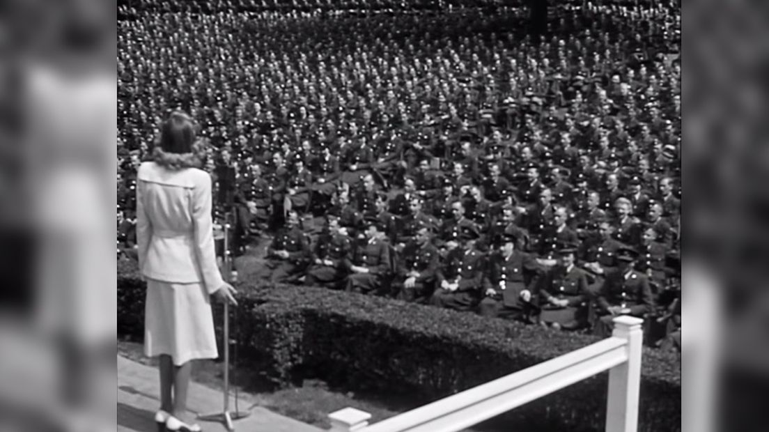Vera Lynn zingt We'll meet again