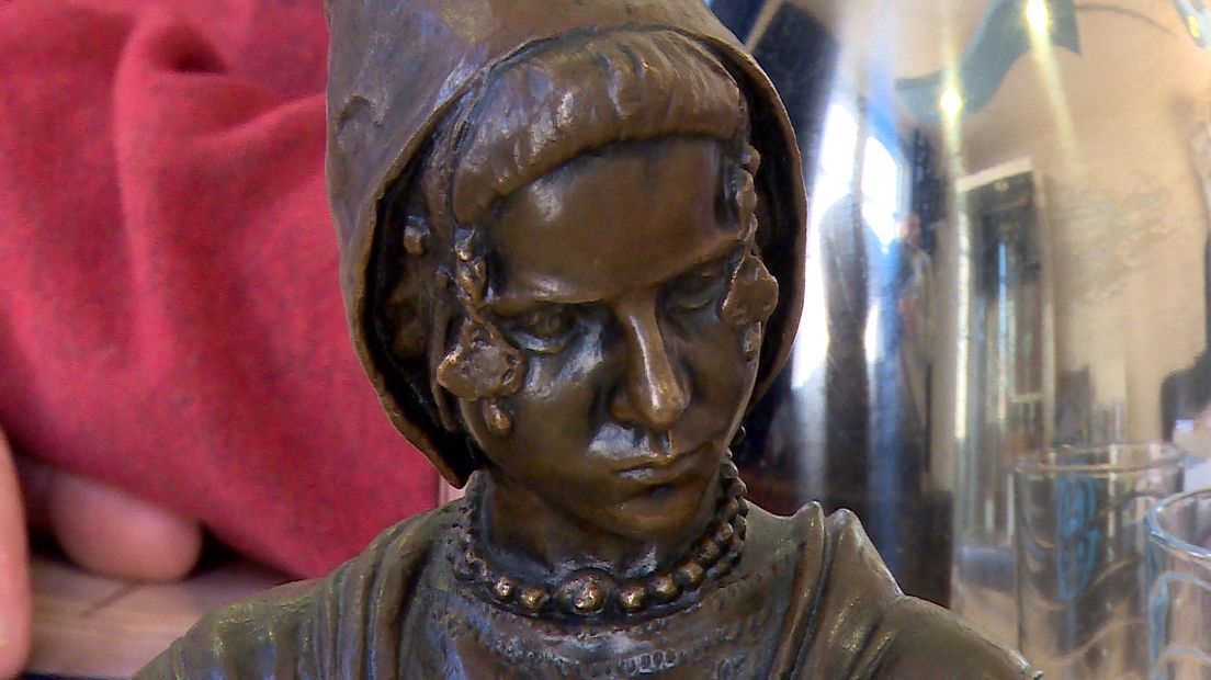 Het bronzen beeld werd getaxeerd op drie- tot vierduizend euro