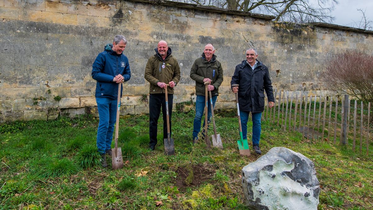 Wie over nieuwe brug vlakbij Maastricht loopt, helpt de natuur in de Benelux