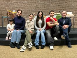 Kerk die familie Babayants opvangt overhandigt 120.000 brieven aan Tweede Kamer