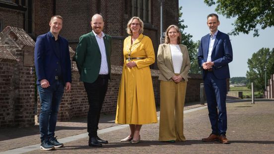 Wethouder heeft nog uitwerktermijn bij bouwbedrijf met projecten in die gemeente: kan dat wel? Home