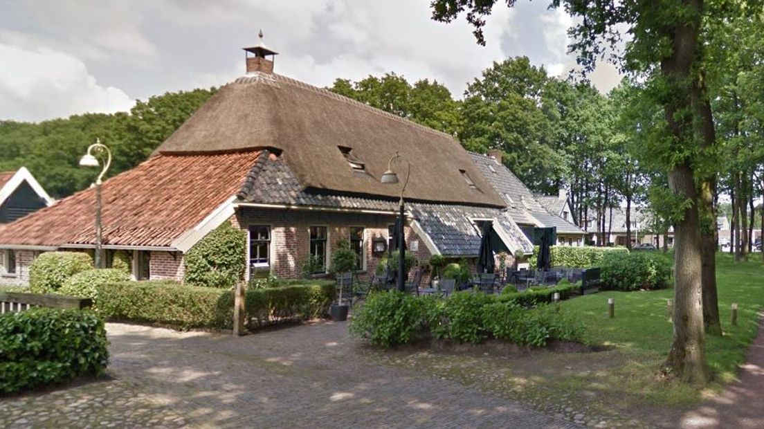 Froukje Cazemier, gastvrouw van restaurant De Vlindertuin in Zuidlaren, is gastvrouw van het jaar (Rechten: Google Street View)