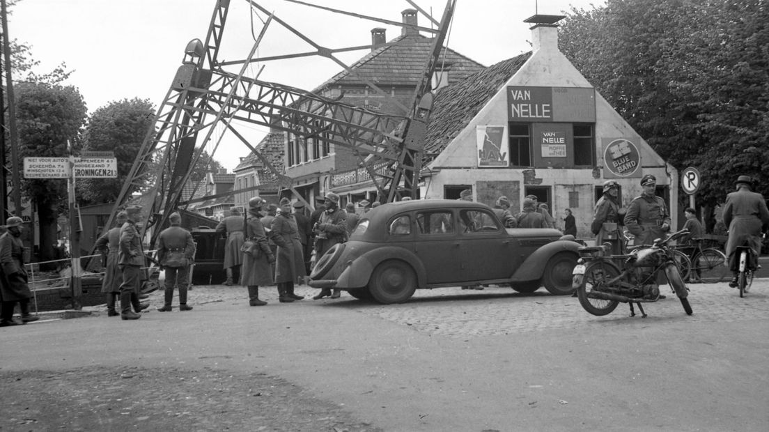 Brug in Zuidbroek. Foto uit het boek 'Verhalen uit de Tweede Wereldoorlog'.