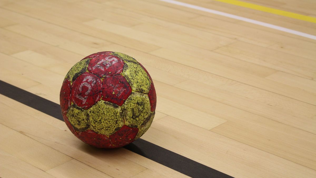 Handballer Korterink uit Oosterhesselen maakt transfer naar Denemarken: 'Kan altijd nog werken'