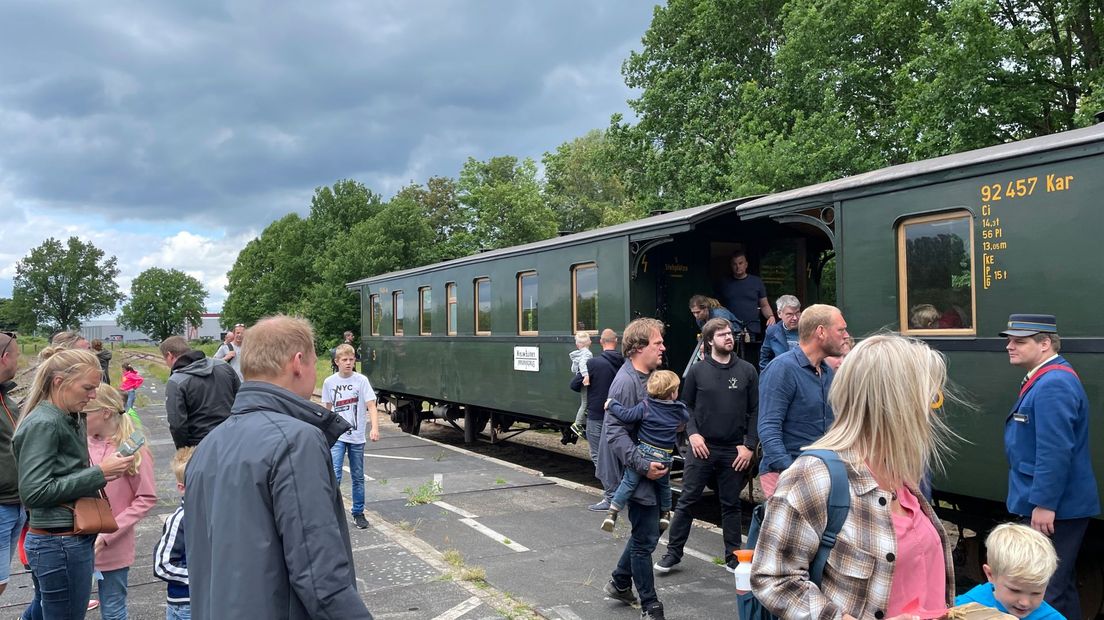 Overstappen op station Nieuw-Buinen