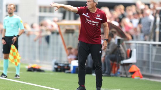 Hoek-trainer De Nooijer wil na nipte nederlaag tegen NAC niks kwijt over onrust: 'Ik praat niet over mensen die zijn opgestapt' Nieuws
