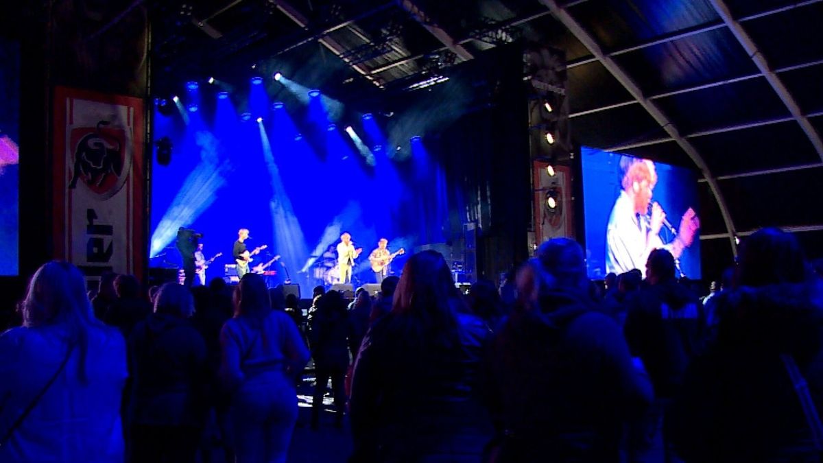 Vestrock: kouder en op een andere plek, maar weer als vanouds - Omroep