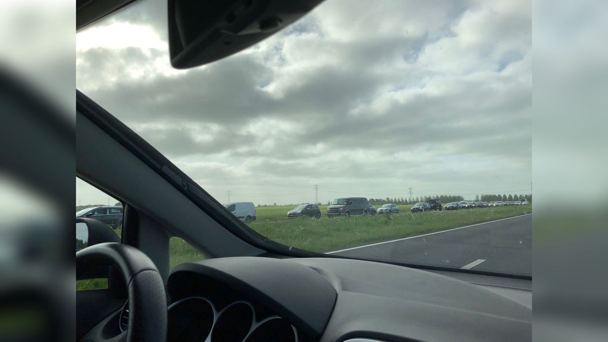 File op de A7 door ongeluk bij Frieschepalen