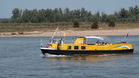 Vrijwillige schippers gezocht voor de Waalveren