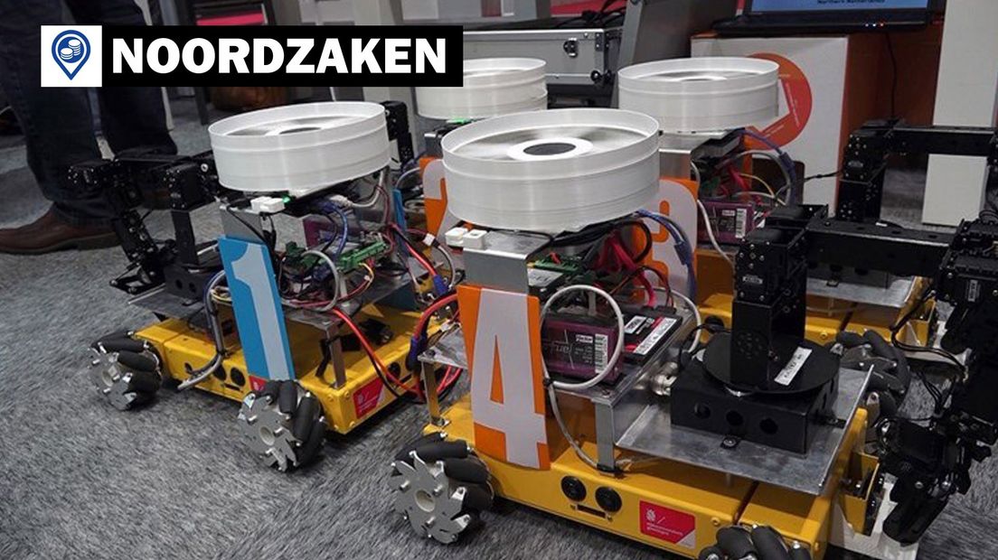 Samenwerkende robots van de Rijksuniversiteit Groningen op de Hannover Messe.