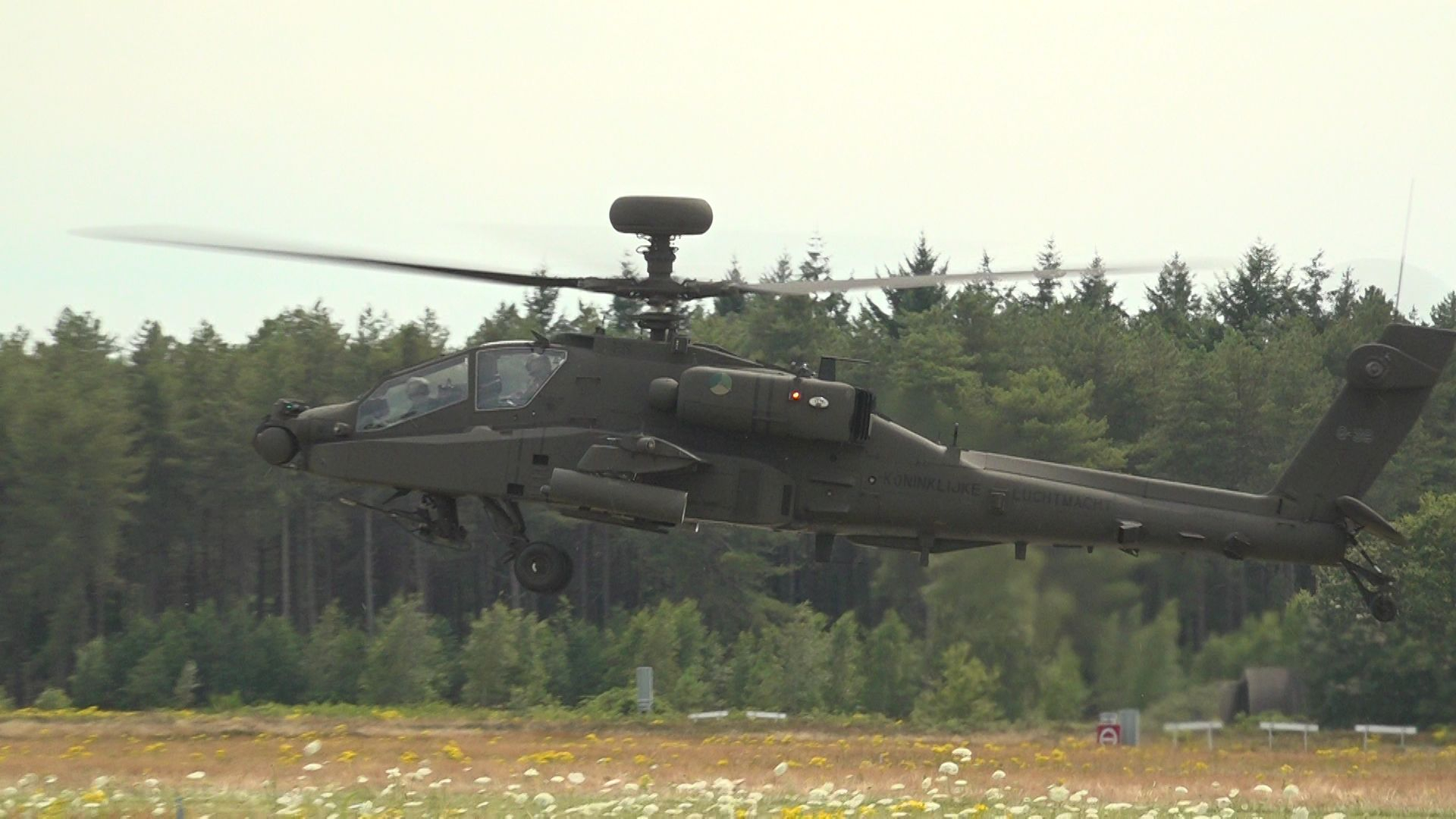 Aantal klachten over laagvliegende Defensiehelikopters fors omlaag