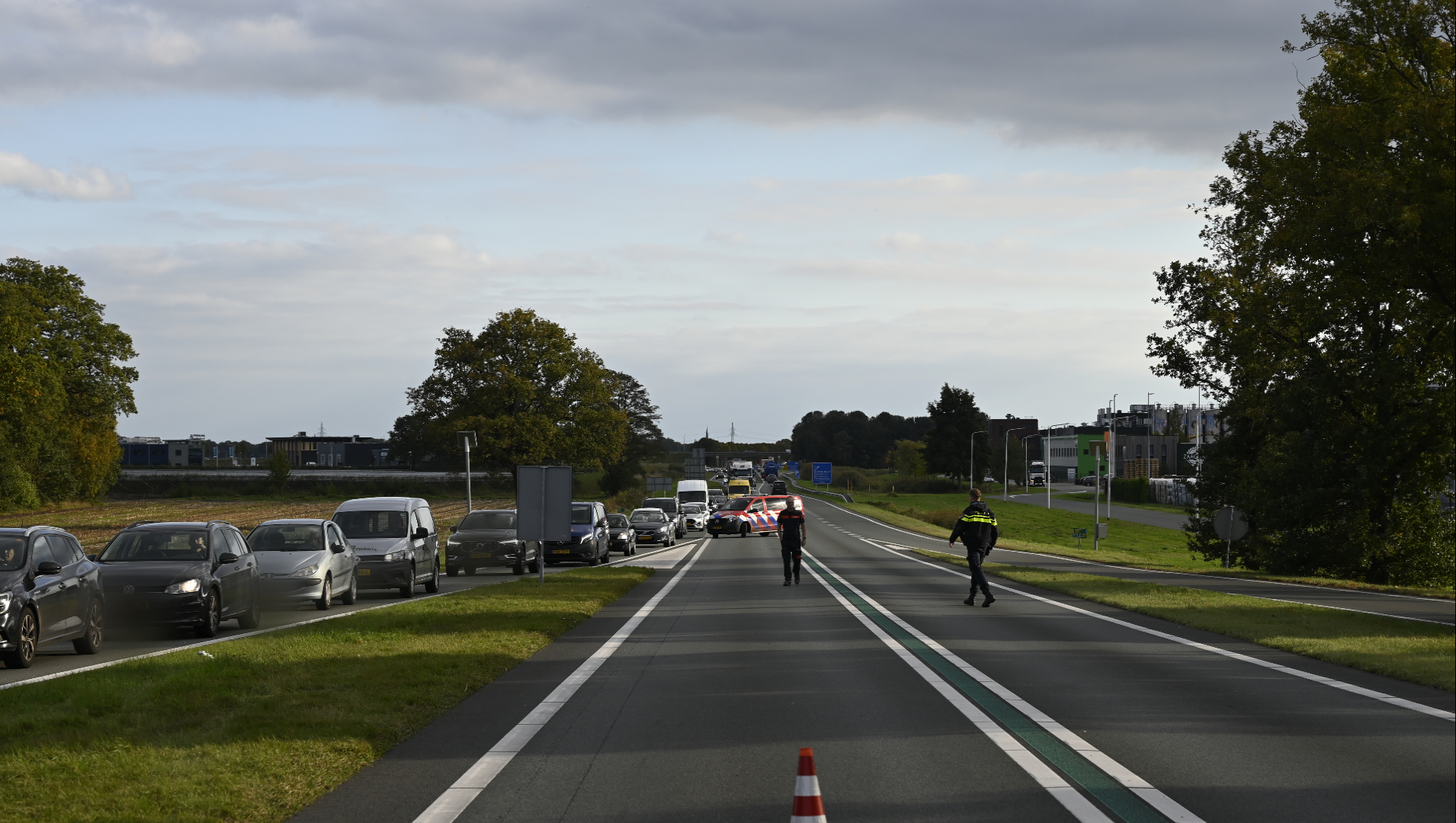 N36 bij Vriezenveen afgesloten vanwege ongeval.