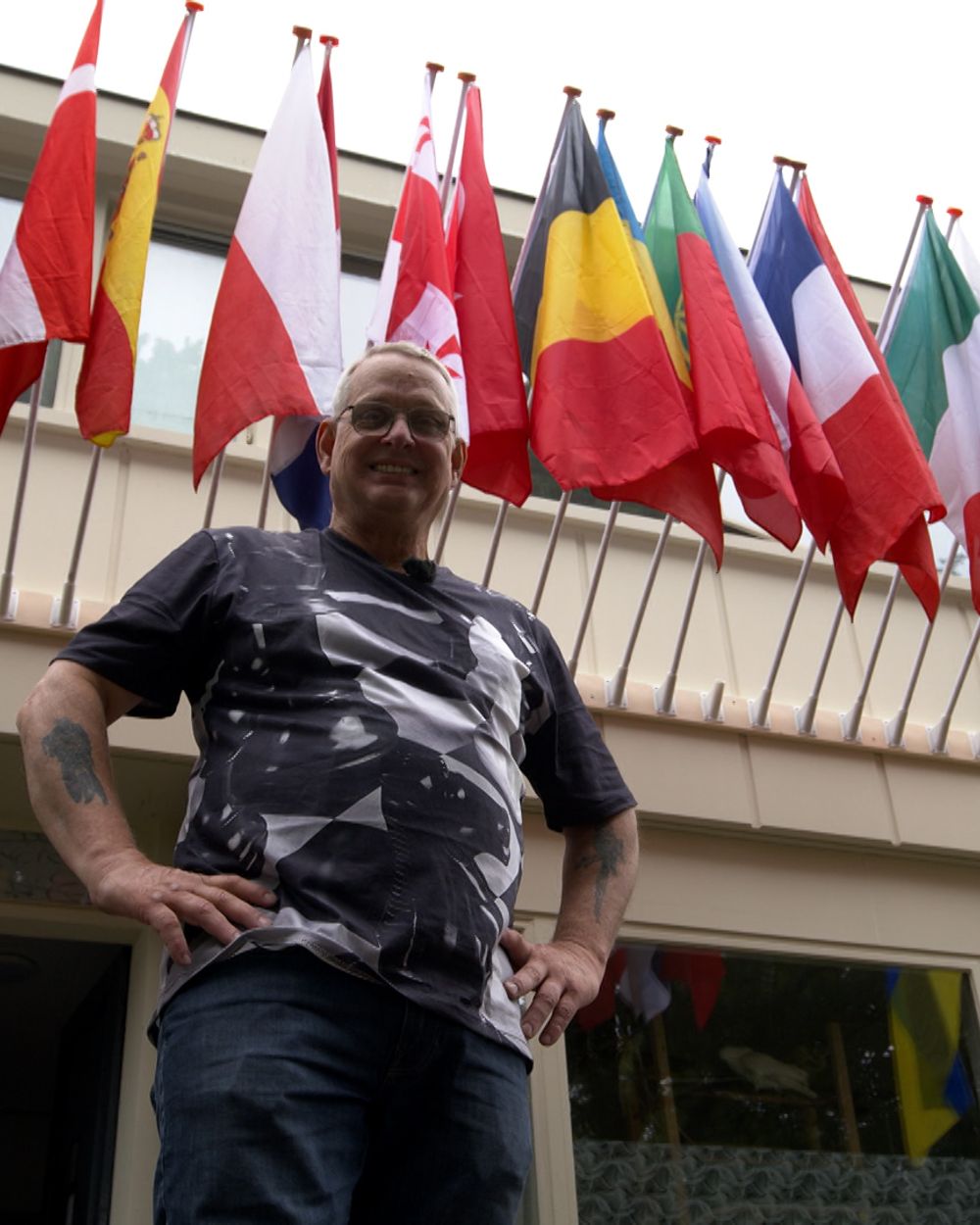 Vlaggenman Willem wil geen land uitsluiten RTV Drenthe