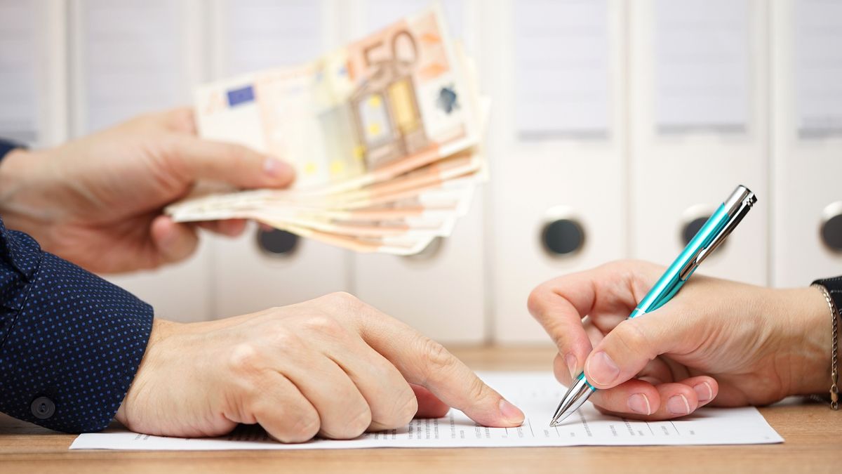 Faillissementen: omstreden bewindvoerder en organisator housefeestjes bankroet