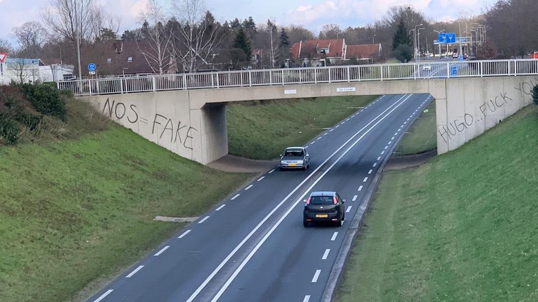 Diverse viaducten in Oldenzaal zijn beklad