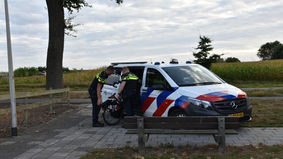 Fietser gewond bij botsing in Steenwijk. Fietser gewond bij botsing in Steenwijk.