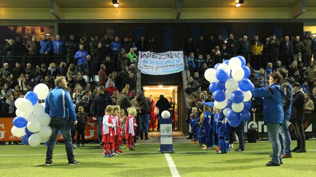 HZVV - Hoogeveen, de kraker in de achtste finales van de districtsbeker is morgenavond live te zien op TV Drenthe