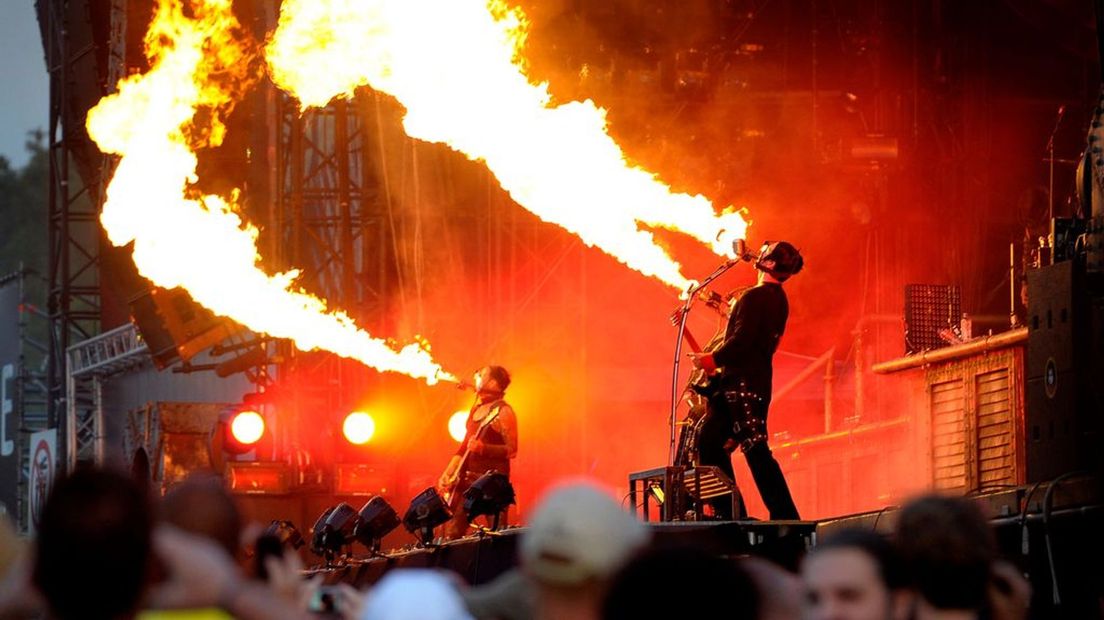 Het concert van Rammstein in het Nijmeegse Goffertpark is opnieuw uitgesteld.