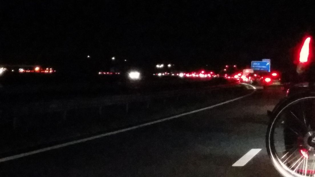 Nachtelijke file op de A58