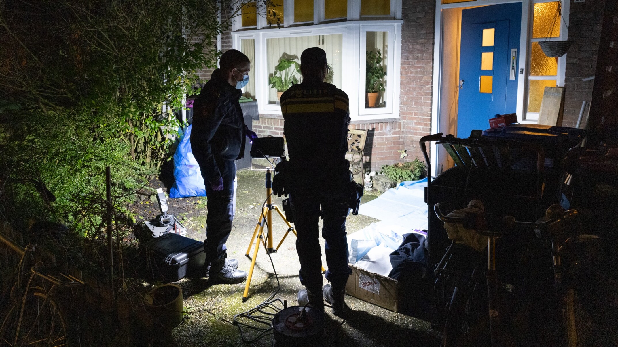 Politie onderzoekt sterfgeval in Leeuwarden | Vrouw (33) vast voor brandstichting