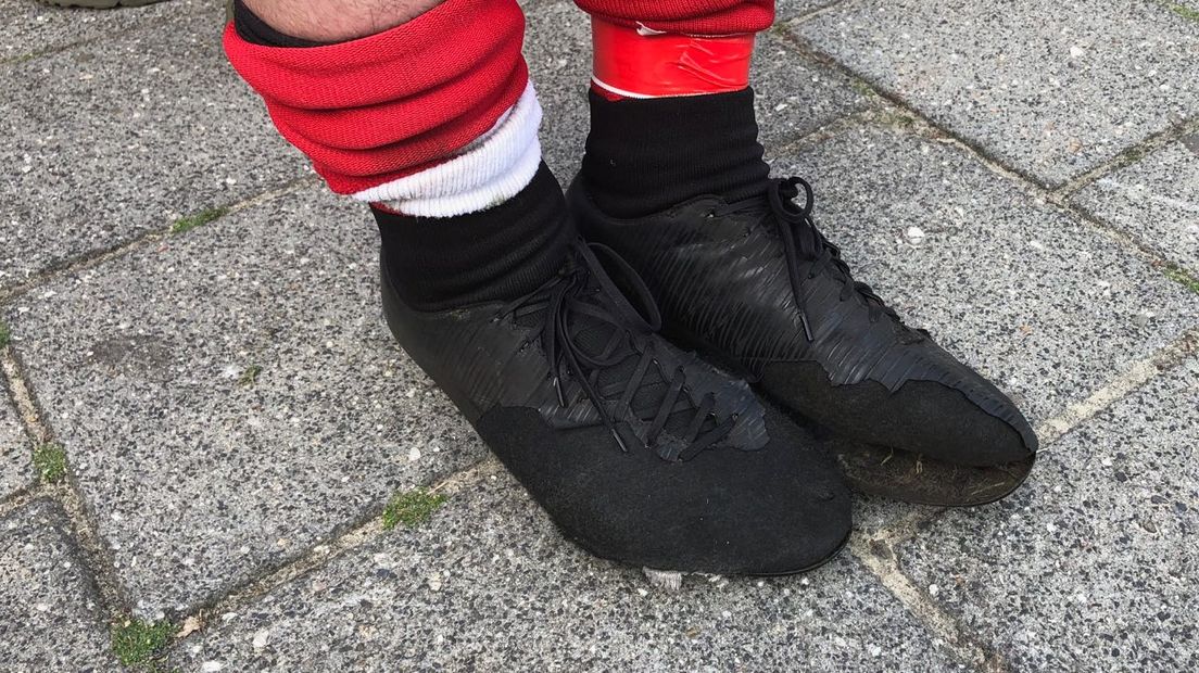 Nieuw Balinge blijft op een slof en een oude voetbalschoen 4e klasser