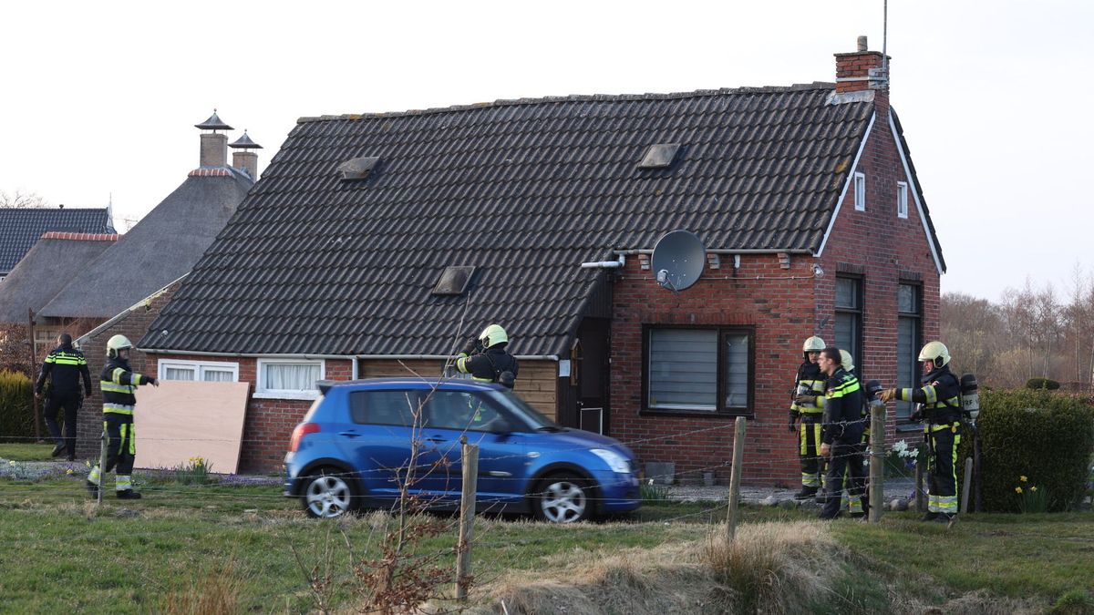 Brandweer vindt mogelijk drugslab in Drachtstercompagnie: twee verdachten aangehouden
