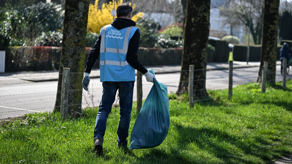 Langs de Maas begint de strijd tegen plastic op ons bord