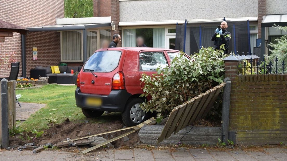 Er is veel schade in de tuin