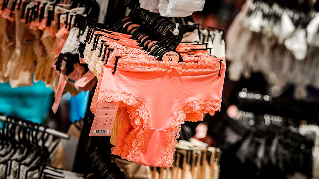 Werkstraf voor achteroverdrukken lingerie (Rechten: Remko de Waal/ANP)