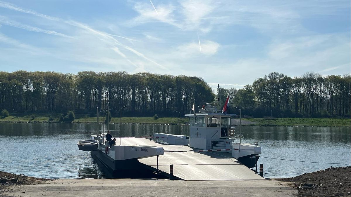 Veer Lottum korte tijd uit de vaart