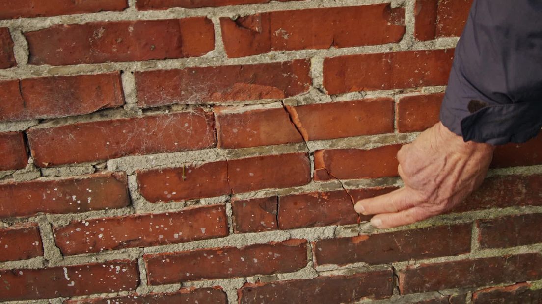 'Weerbarstig' een documentaire van een zoon over zijn vader en de scheuren in de muren