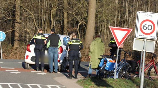 Automobilist rijdt fietser aan