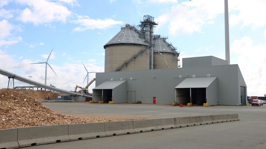 De bio-energiecentrale van Eneco in Farmsum