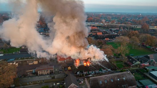 112 nieuws: Brand in boerderij Staphorst I Gewonde bij ongeluk Zwolle. 112 nieuws: Brand in boerderij Staphorst I Gewonde bij ongeluk Zwolle.