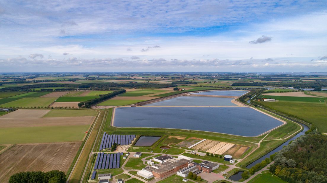 De locatie Braakman in Zeeuws-Vlaanderen, met de zonnepanelen.