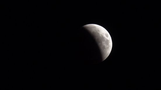 Nachtje doorhalen? Gedeeltelijke maansverduistering op komst