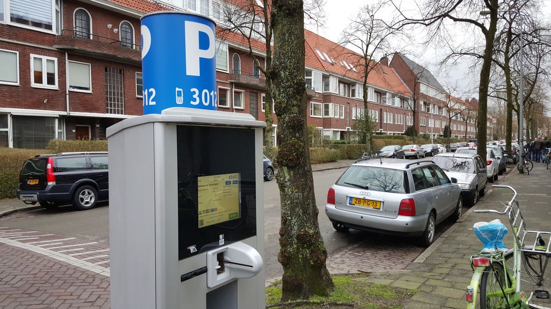 Een parkeerautomaat in Stad