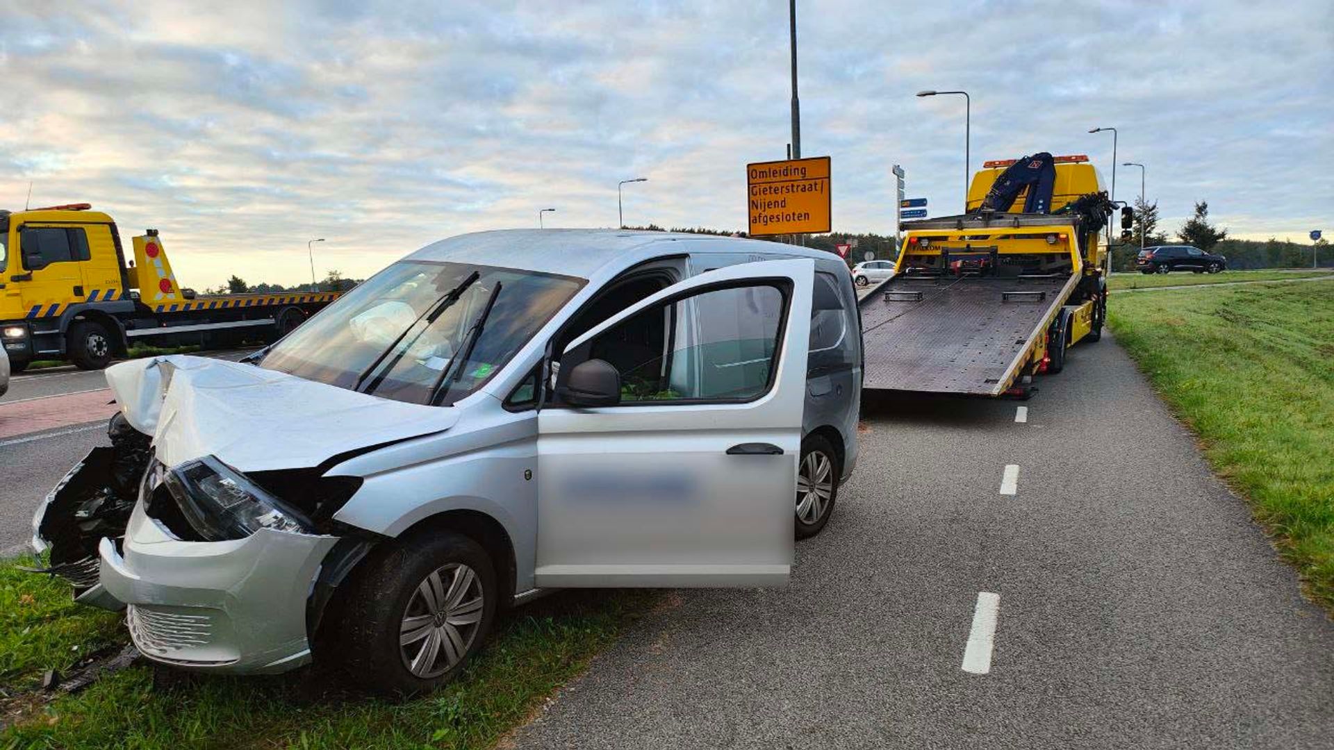 Automobilist Naar Ziekenhuis Na Ongeluk Gieten - RTV Drenthe